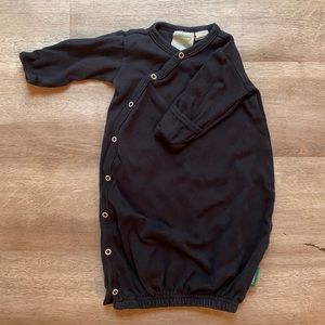0-3 month Parade organic cotton black sleep gown